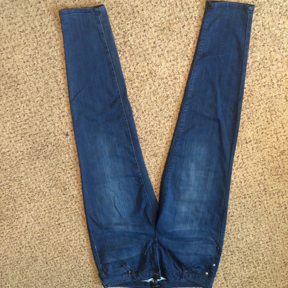 Celebrity pink jegging